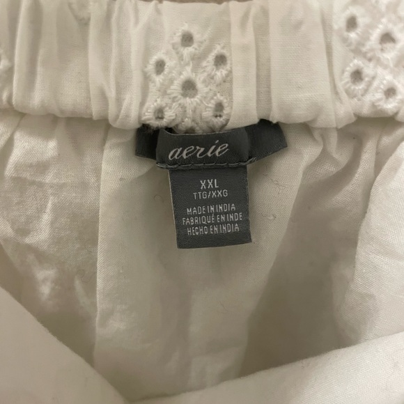 AERIE Broderie Anglaise Cami Top - Picture 3 of 3